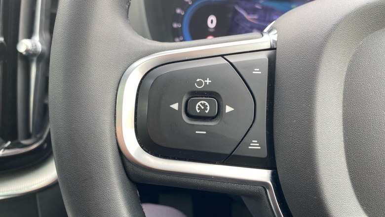 Volvo Xc60 2.0 T6 [350] RC PHEV Core Bright 5dr AWD Gtron Estate